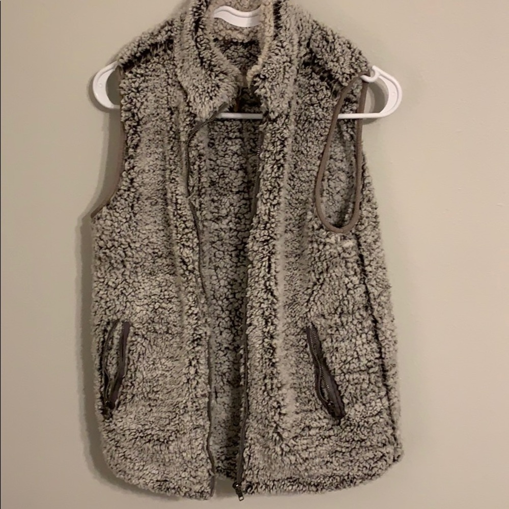 Fur puffer vest